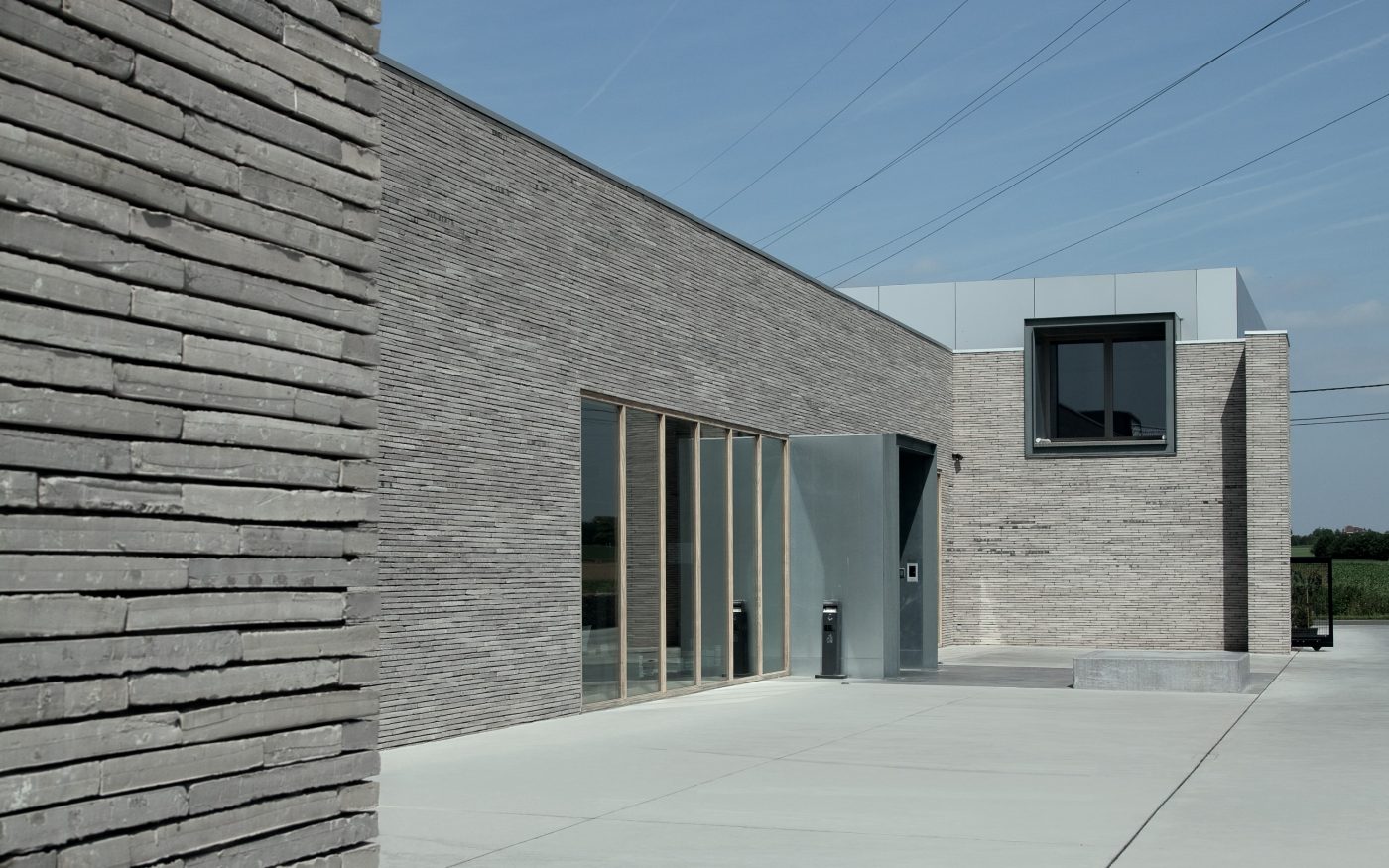 New construction public building in Otegem