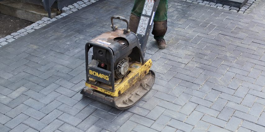 vibrator, construction worker, paver, paving stone, penter, brick, compaction, compression